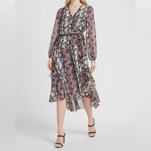Express Black and Red Snake Print Long Sleeve Ruffle Wrap Dress (Size: XS)